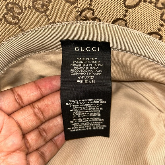 SOLD Gucci GG Monogram Bucket Hat - Picture 3 of 16
